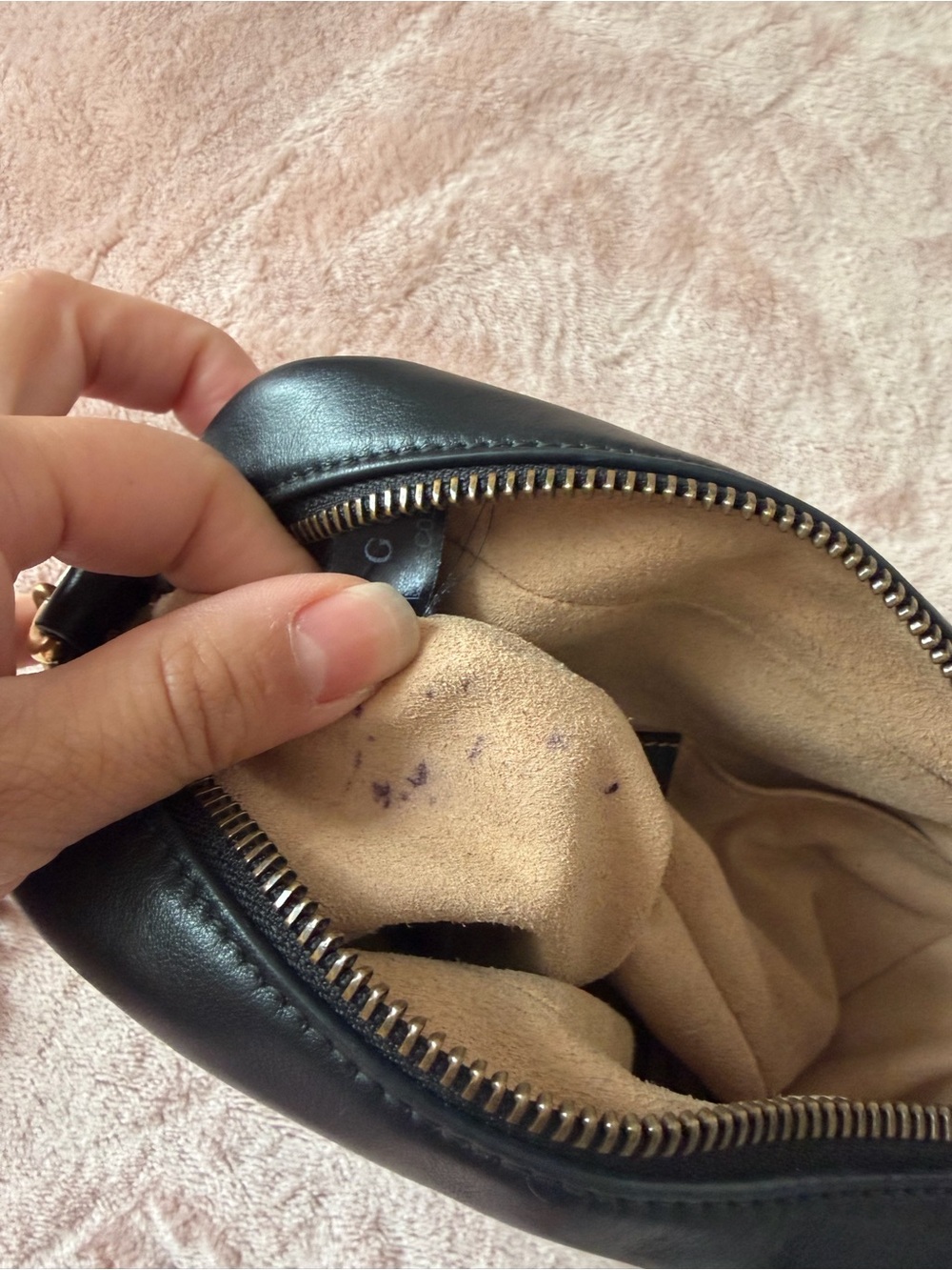 Gucci GG Quilted Chevron Leather Mini Camera Bag - Picture 6 of 6